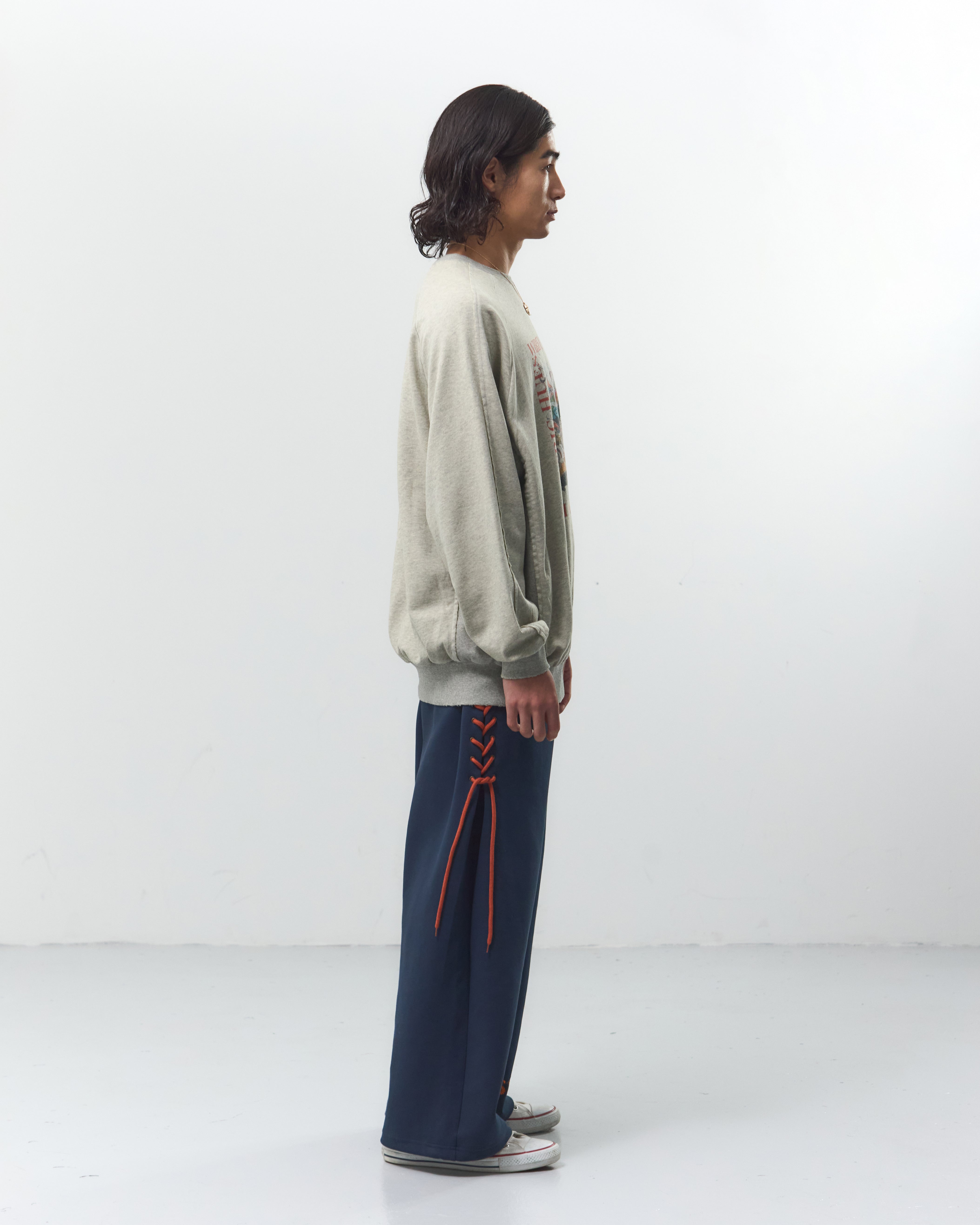 JUMP OUT GIRL スウェット – Nan2Mo