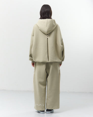 レディースモデル身長：166cm 着用サイズ：1